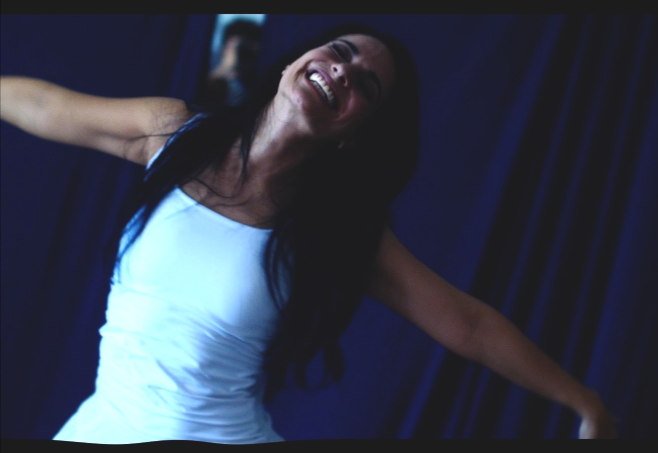 ladies who online, Letting go using the power of music and body movements, dubai blogger, manila blogger, boho travels, MONICA MANUEL